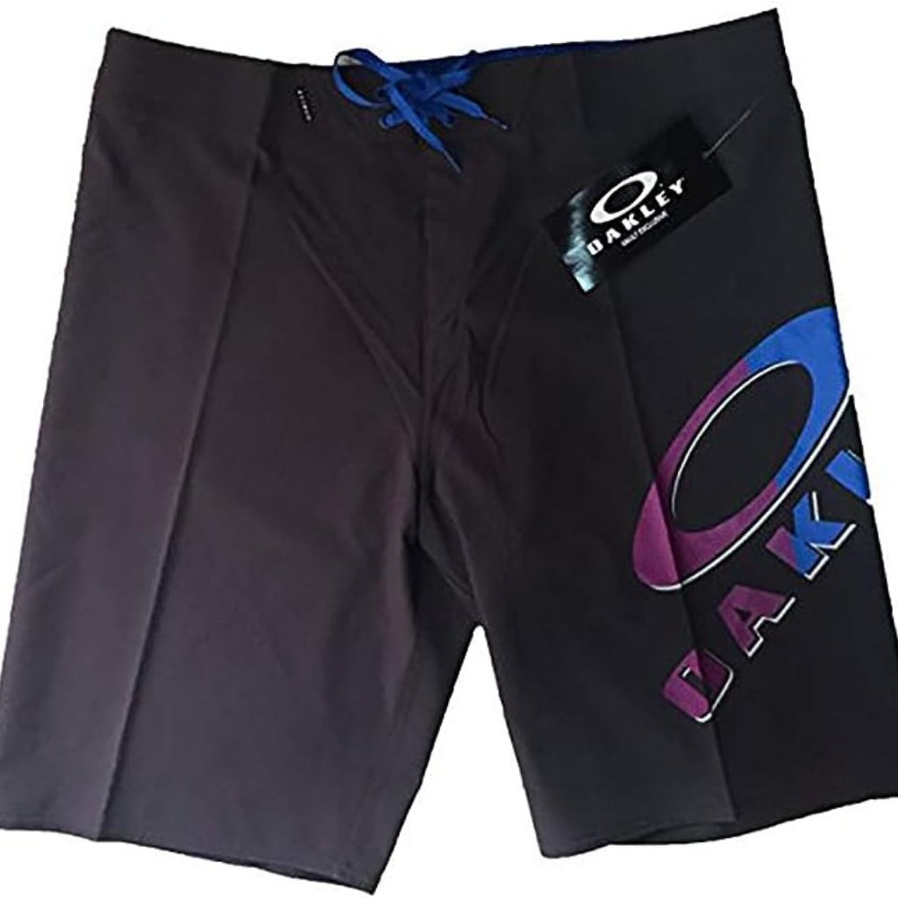 NWT! Oakley Men's Lock-Up Logo‎ 22 Inch Boardshorts Size-40